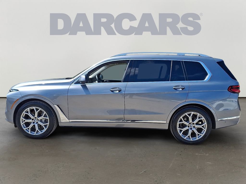 Certified 2025 BMW X7 xDrive40i w/ Premium Package AWD/4WD image 4