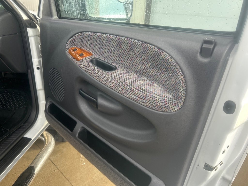 Used 1999 Dodge Ram 2500 Truck 4x4 Quad Cab image 11