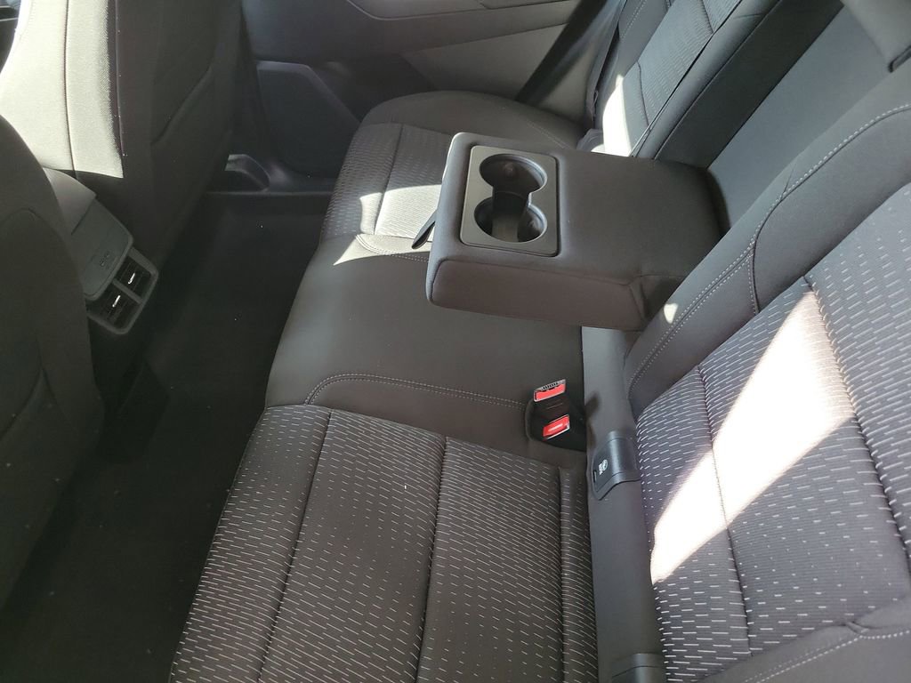 New 2026 Chevrolet Equinox LT w/ Safety and Technology Package FWD image 9