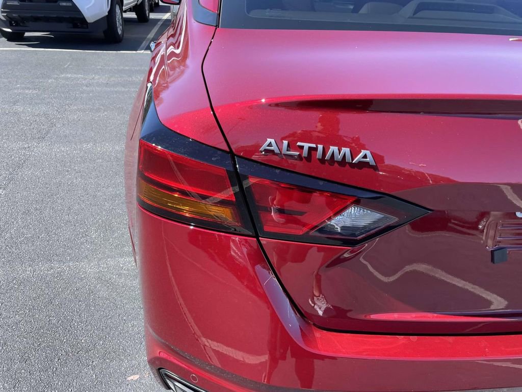 Used 2024 Nissan Altima 2.5 SV w/ SV Premium Package image 25
