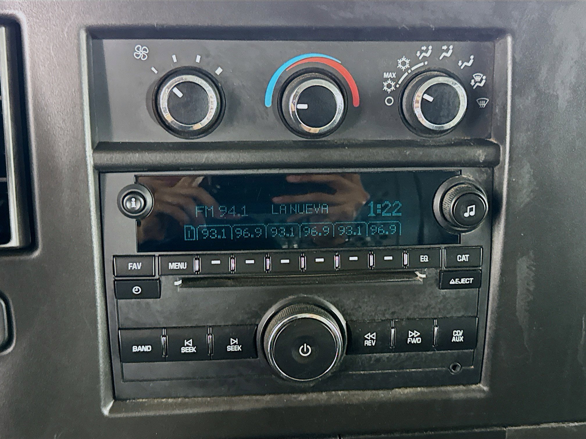 Used 2020 Chevrolet Express 2500 w/ Communications Package image 17