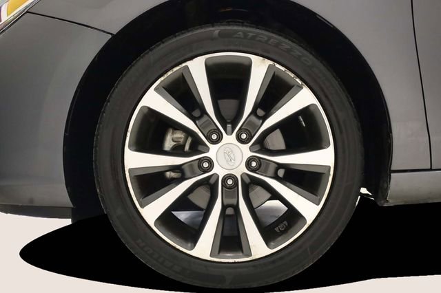 Used 2018 Hyundai Elantra GT FWD image 9