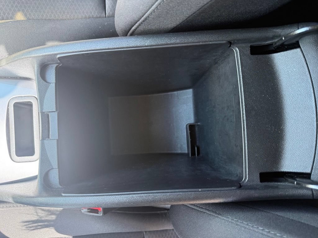 Used 2018 Chevrolet Malibu LT FWD image 40