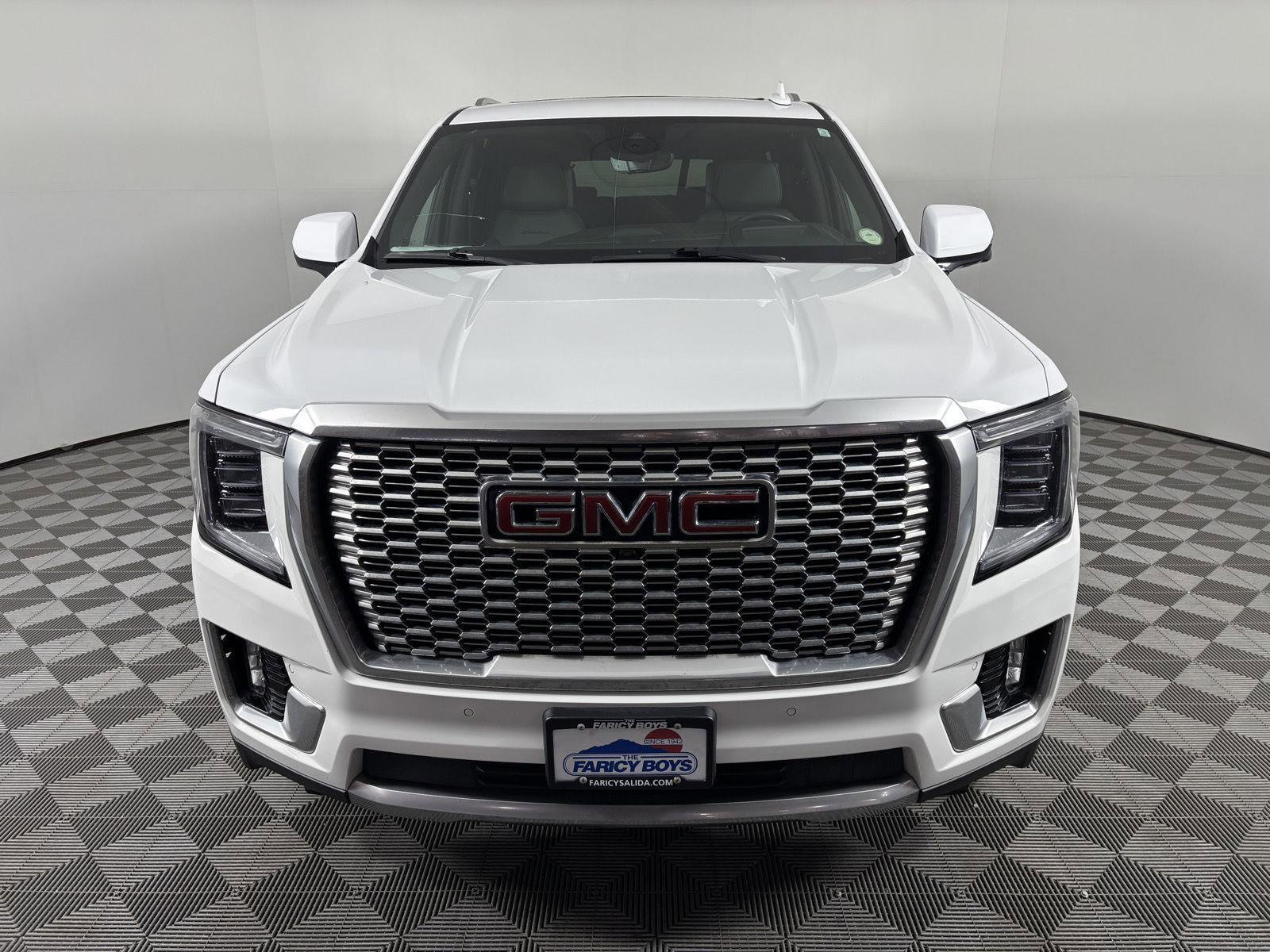 Used 2023 GMC Yukon Denali w/ Advanced Technology Package image 11