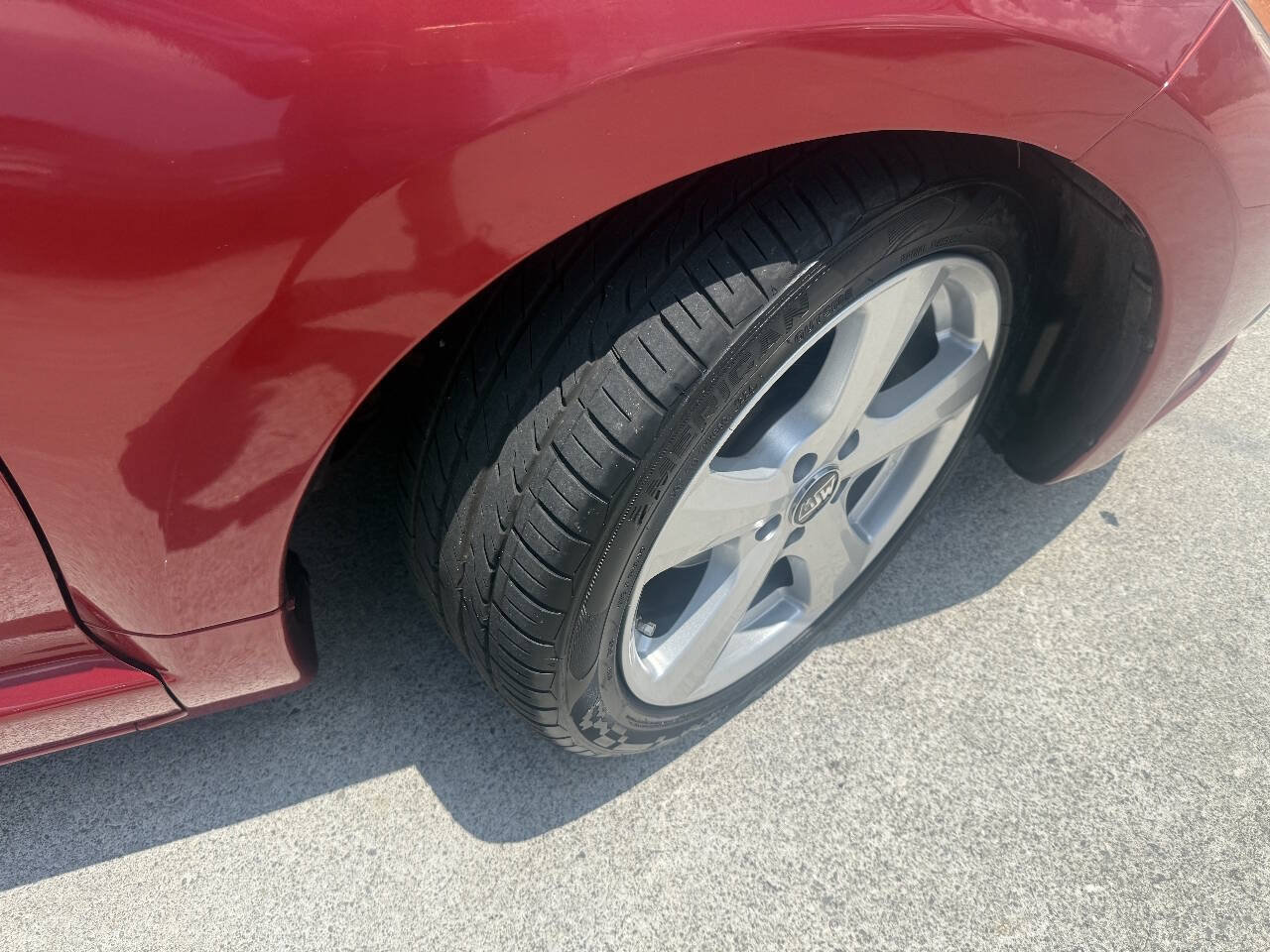 Used 2011 Mitsubishi Eclipse GS FWD image 22
