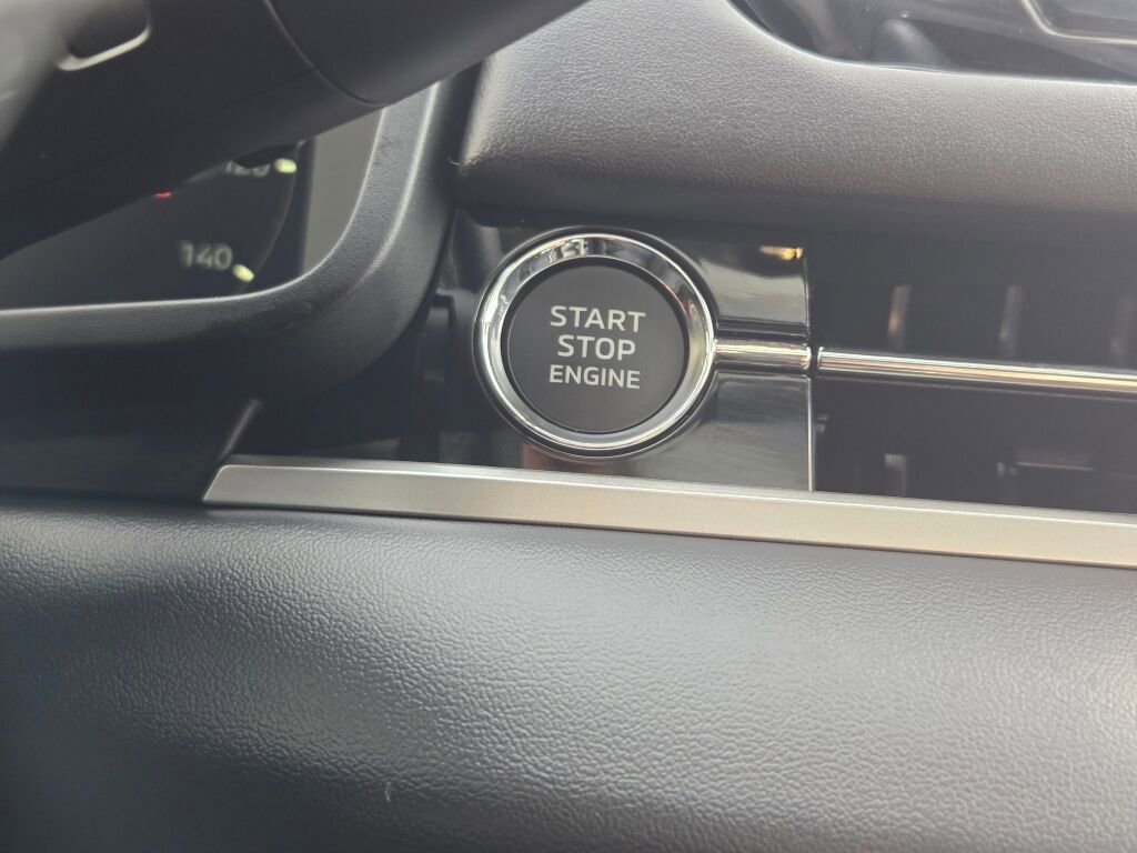 New 2026 Mitsubishi Outlander SEL AWD/4WD image 25