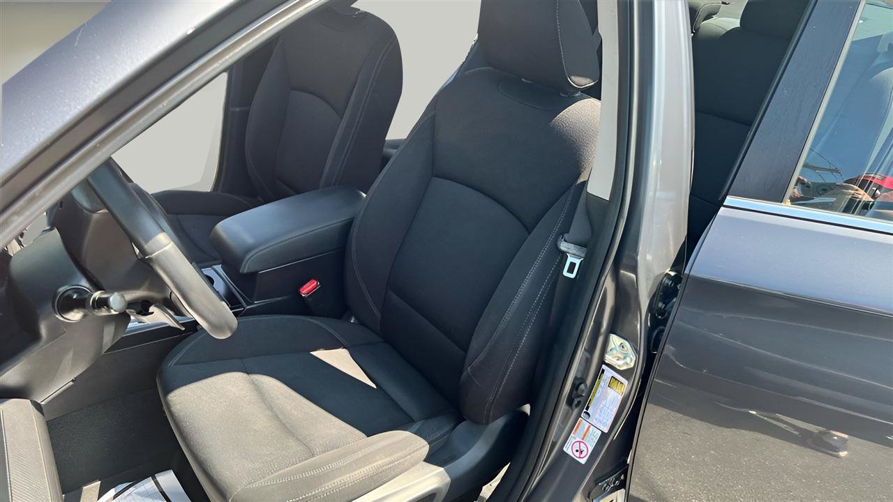 Used 2018 Subaru Legacy 2.5i Premium AWD/4WD image 11