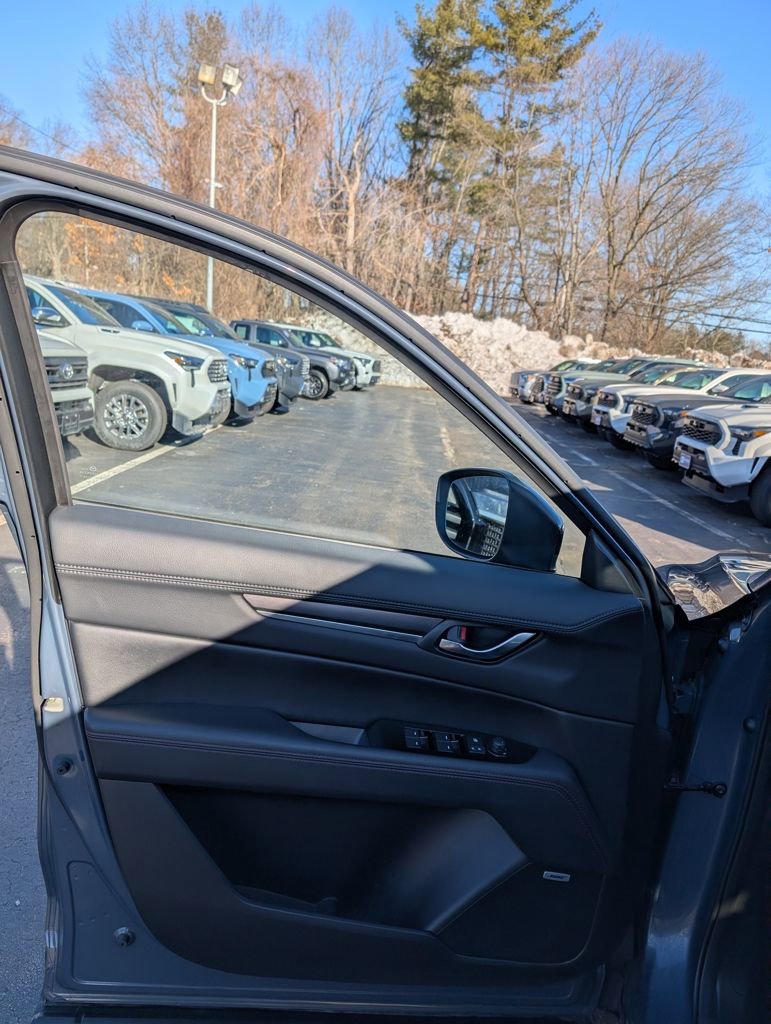 Used 2023 MAZDA CX-5 Carbon Edition image 12