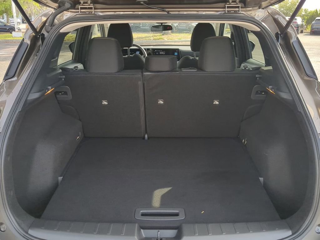 Used 2026 Nissan Kicks SV image 13