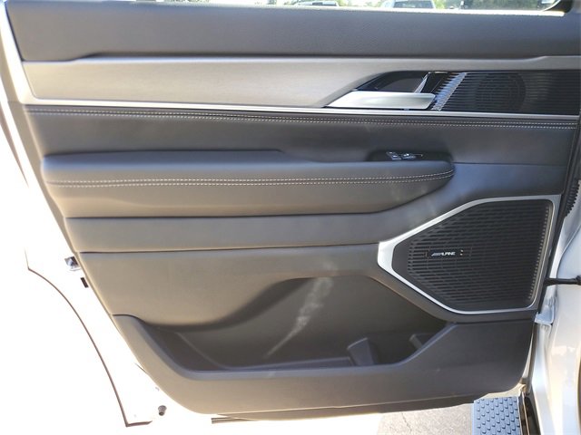 New 2025 Jeep Wagoneer Series II w/ Premium Group I image 13