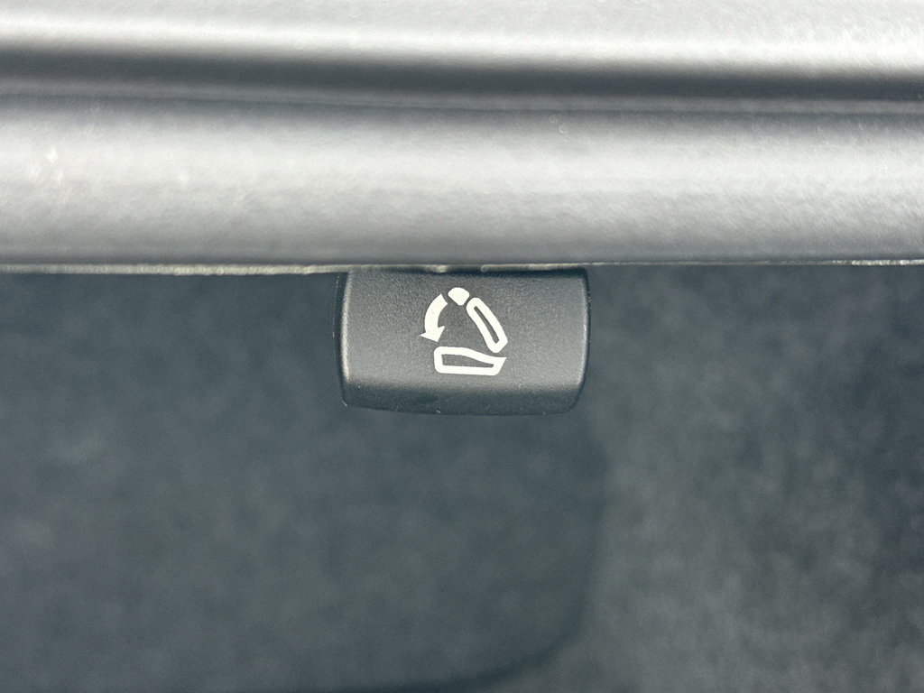 Used 2024 Volkswagen Jetta S image 30