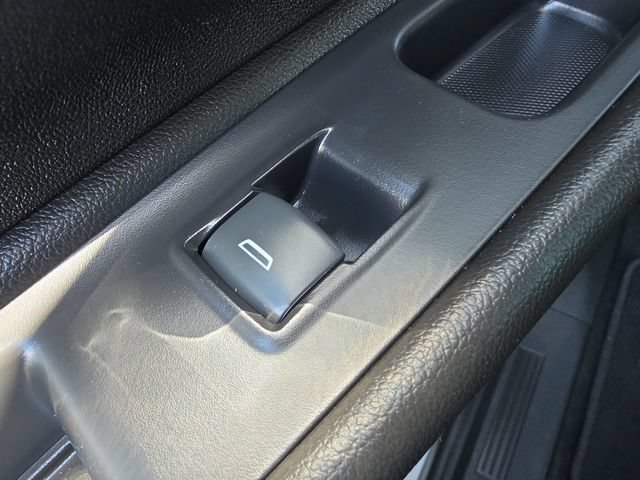 Certified 2023 GMC Terrain SLE w/ Driver Convenience Package FWD image 11