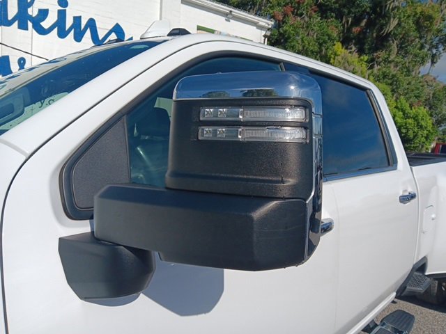 Used 2020 Chevrolet Silverado 3500 LTZ w/ LTZ Plus Package image 4