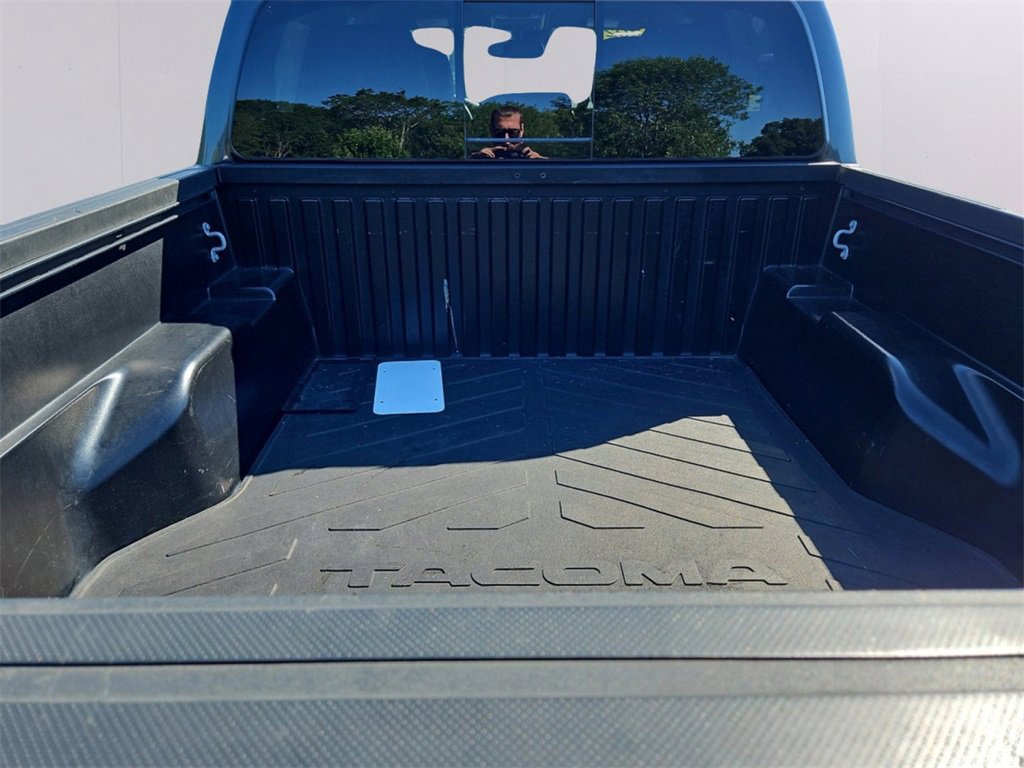 Used 2021 Toyota Tacoma TRD Off-Road image 30