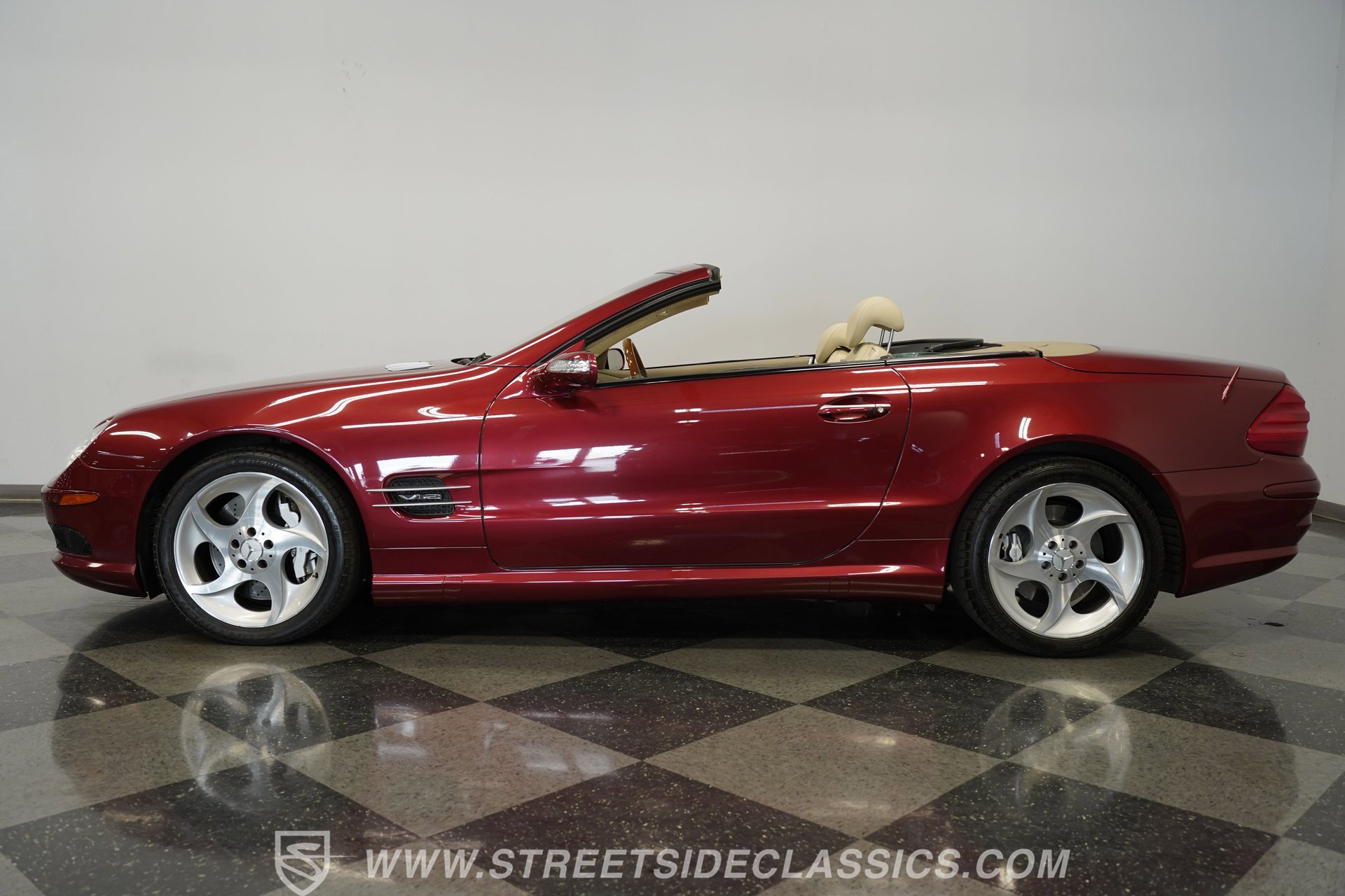 Used 2004 Mercedes-Benz SL 600 image 2