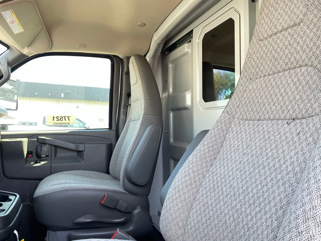 New 2025 Chevrolet Express 3500 w/ Power Convenience Package image 22