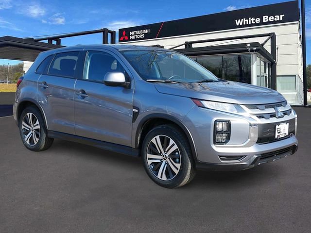 Used 2025 Mitsubishi Outlander Sport ES image 1