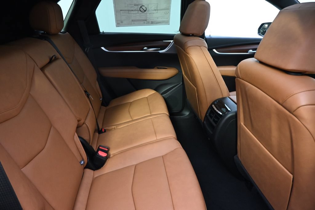 New 2026 Cadillac XT5 Premium Luxury w/ Driver Assist Package AWD/4WD image 18