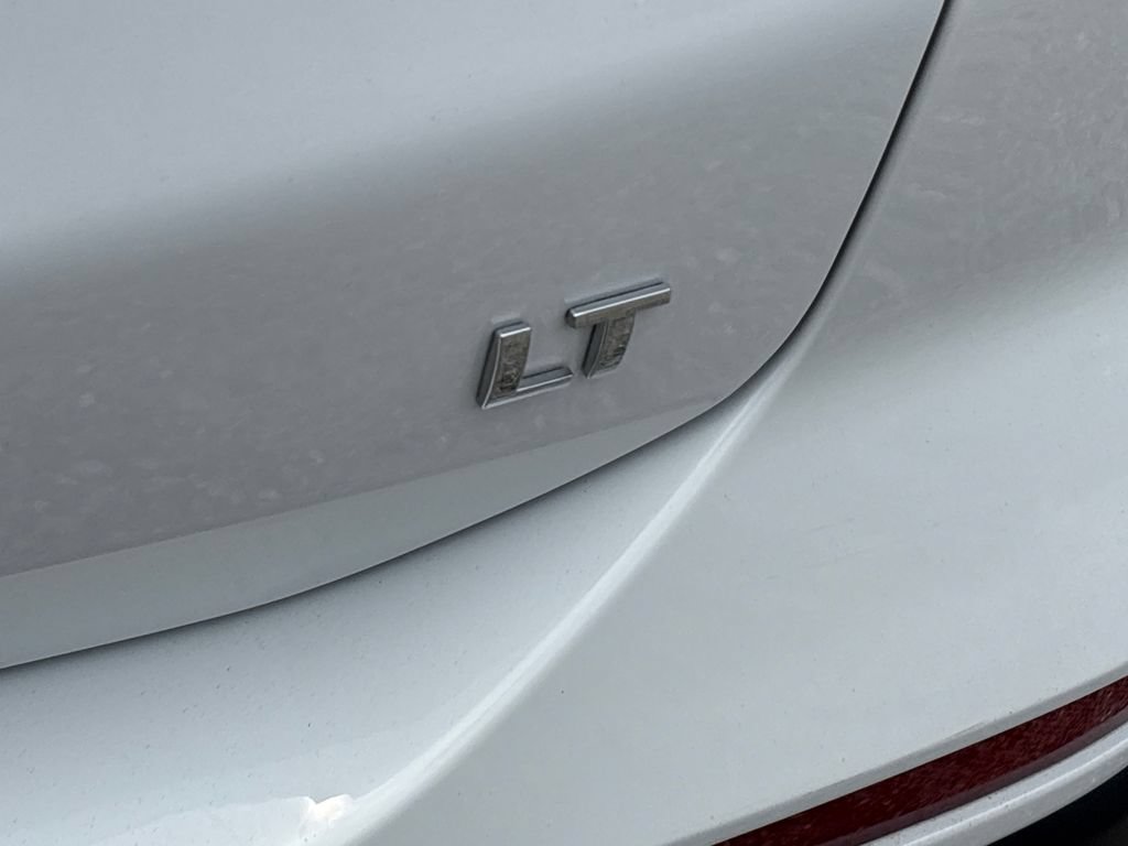 Used 2024 Chevrolet Equinox LT FWD image 24