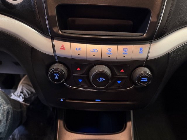 Used 2019 Dodge Journey SE w/ Blacktop Package image 29