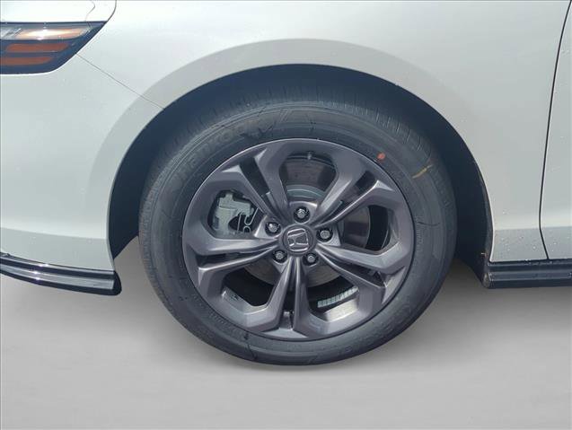 New 2026 Honda Accord EX-L image 10