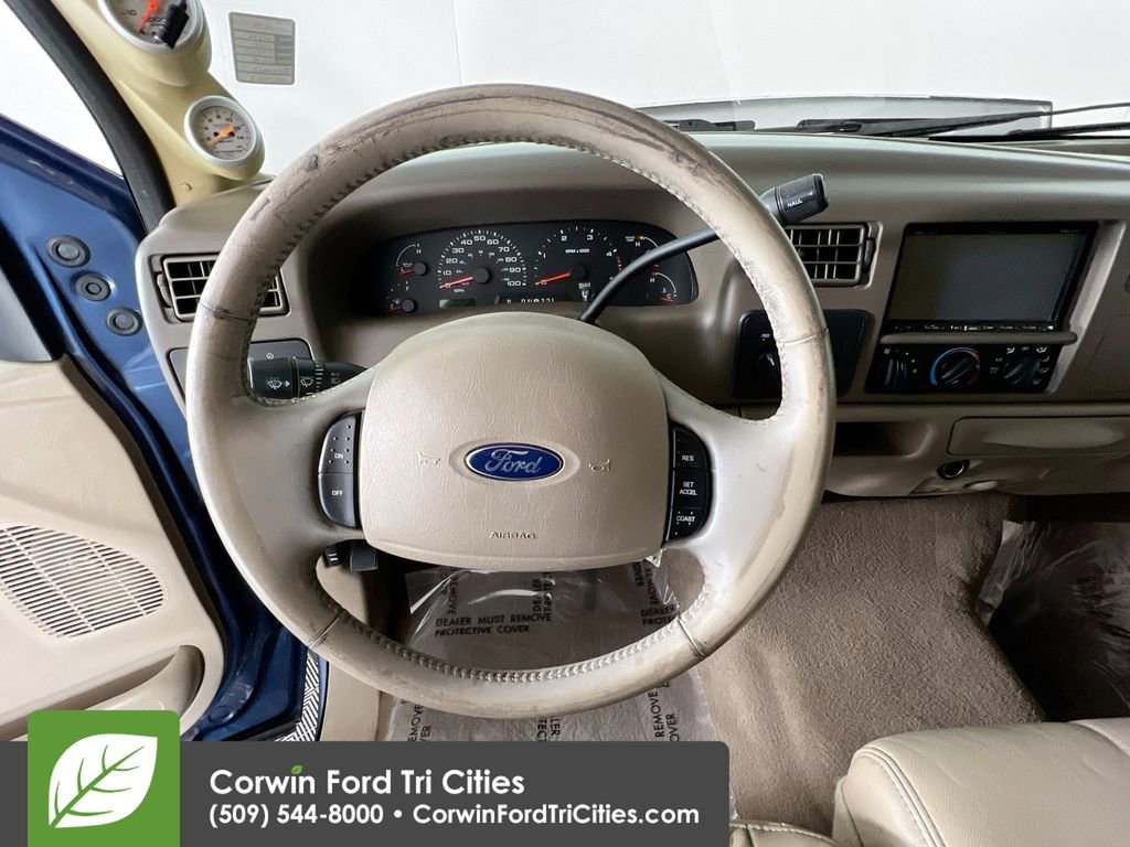 Used 2004 Ford F350 Lariat AWD/4WD image 7