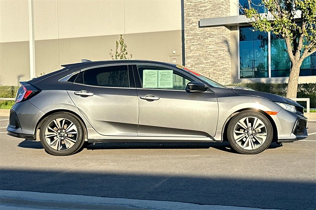 Used 2018 Honda Civic EX image 3