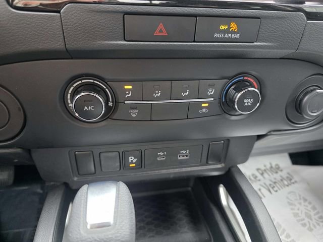 Used 2022 Nissan Frontier SV w/ Technology Package image 14