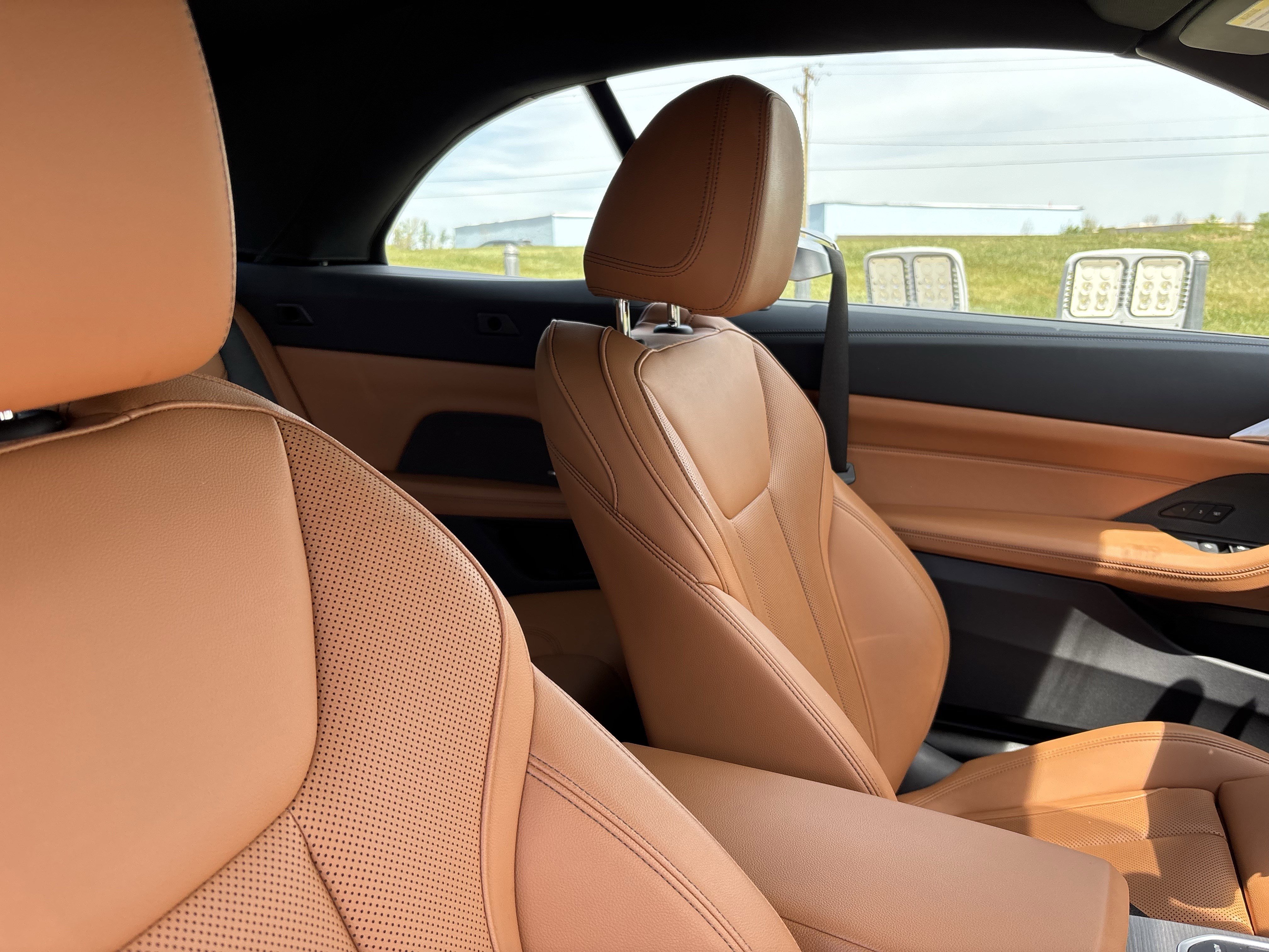 Certified 2026 BMW M440i Convertible RWD image 35