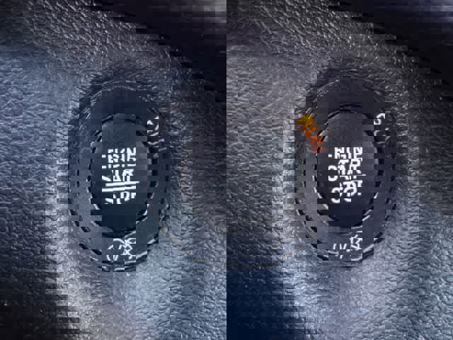 Used 2023 Jeep Cherokee Altitude Lux AWD/4WD image 25