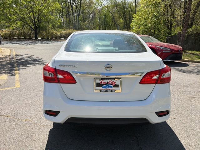 Used 2017 Nissan Sentra S image 5