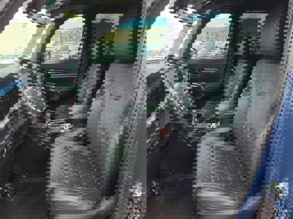 Used 2023 Kia Telluride SX Prestige X-Pro image 16