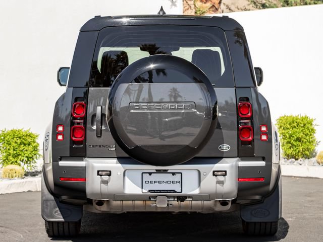 Certified 2023 Land Rover Defender 130 SE AWD/4WD image 8