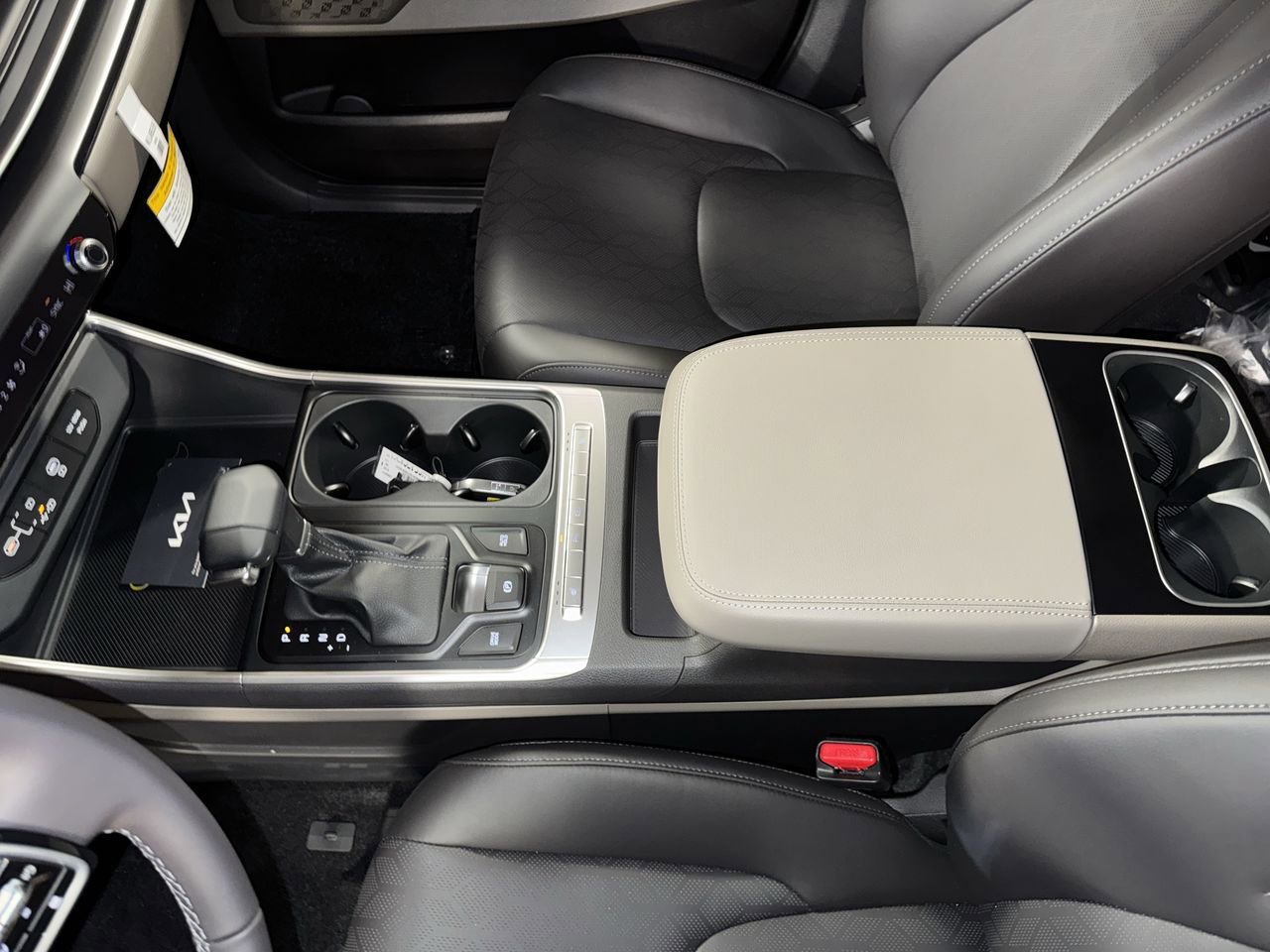 New 2026 Kia Carnival image 28