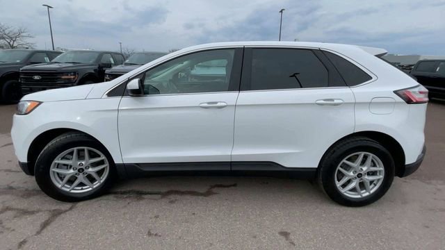 Used 2024 Ford Edge SEL AWD/4WD image 5