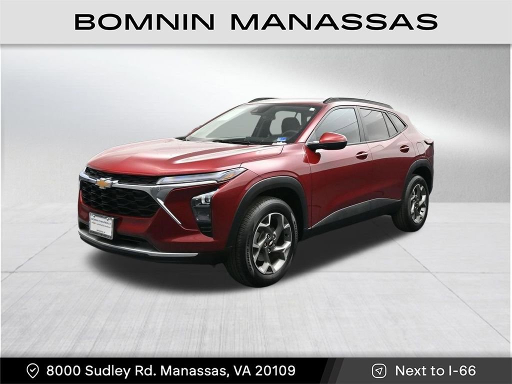 Used 2025 Chevrolet Trax LT w/ Driver Confidence Package