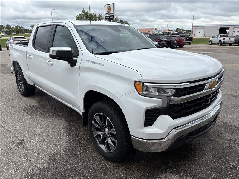 Used 2023 Chevrolet Silverado 1500 LT AWD/4WD image 1
