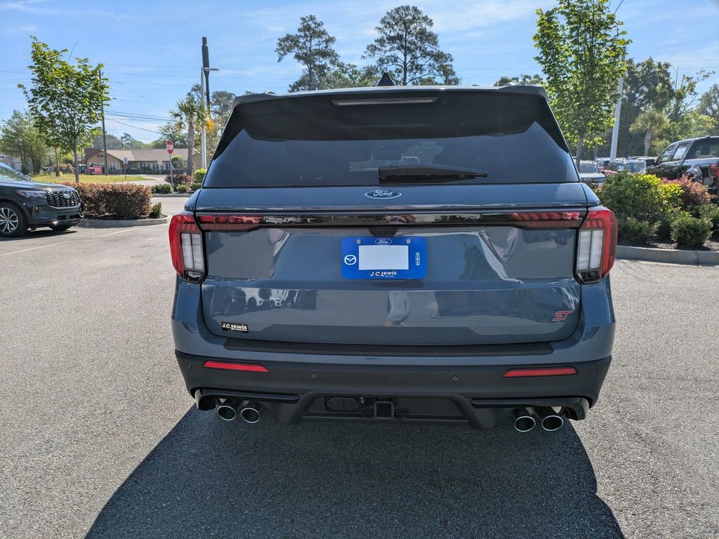 New 2026 Ford Explorer ST w/ Sun And Sound Package AWD/4WD image 5