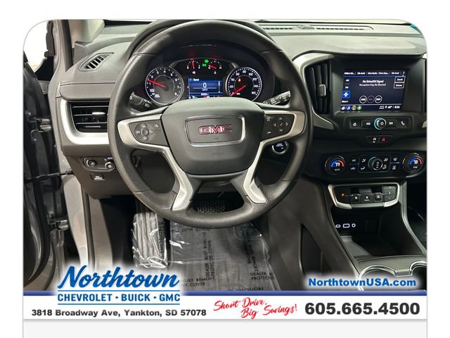Used 2024 GMC Terrain SLE w/ Driver Convenience Package image 14