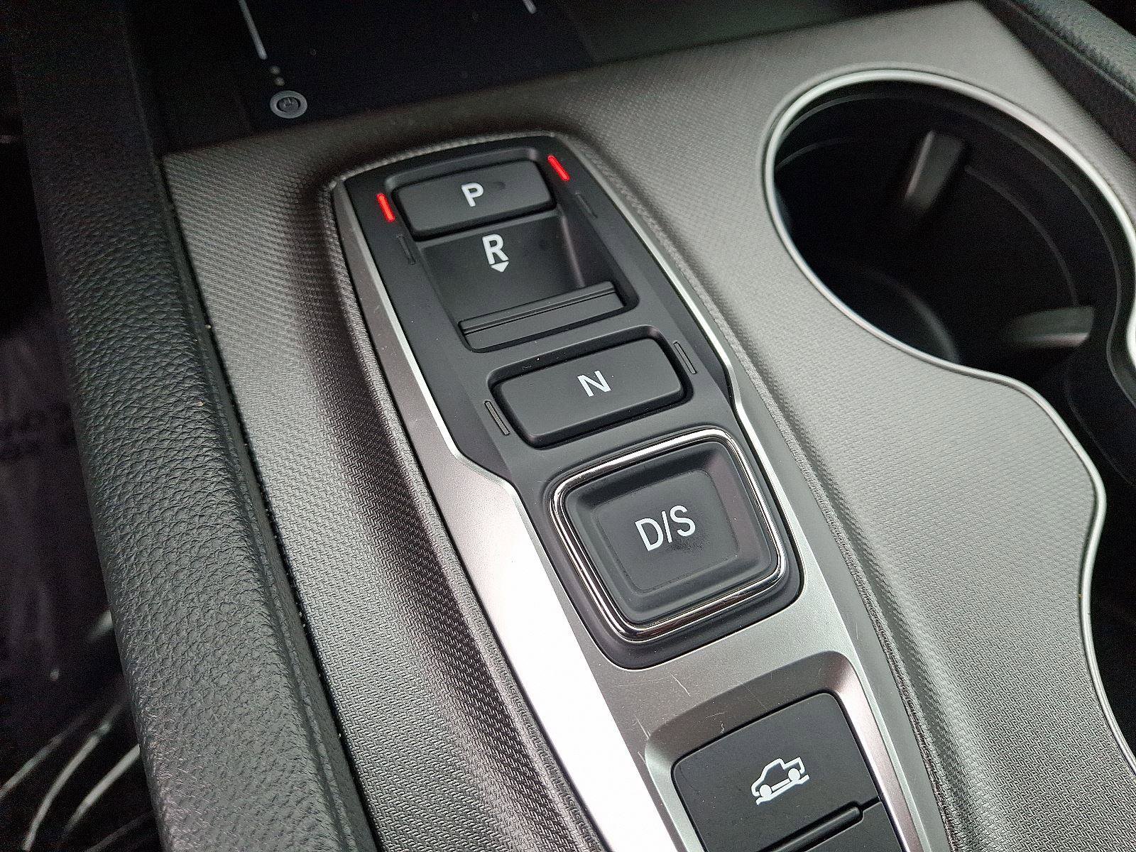 Used 2025 Honda Ridgeline Sport image 14