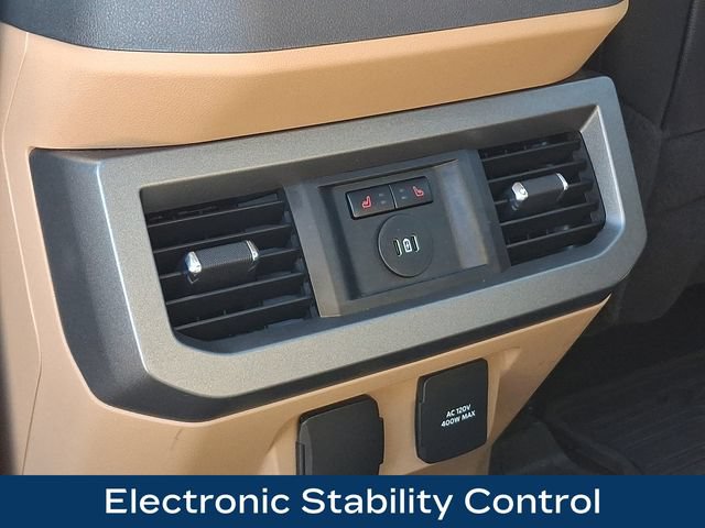 Used 2023 Ford F250 Lariat w/ Lariat Ultimate Package AWD/4WD image 22
