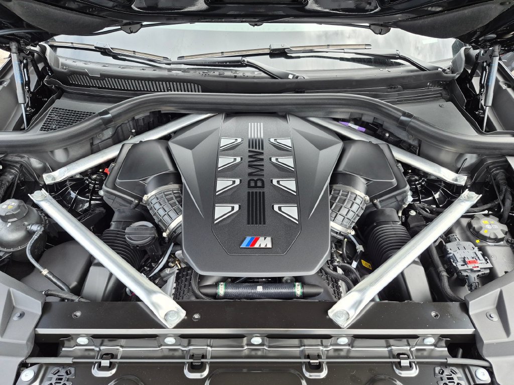 New 2026 BMW X5 M60i AWD/4WD image 10