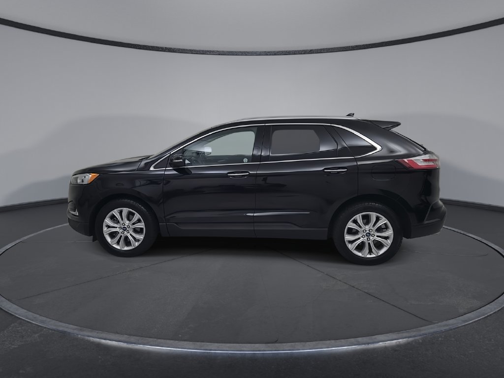 Used 2020 Ford Edge Titanium w/ Class II Trailer Tow Package AWD/4WD image 12