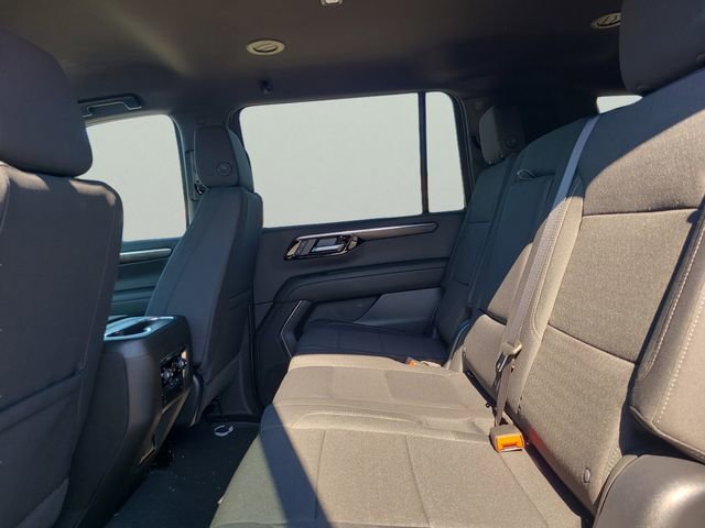 New 2026 Chevrolet Suburban LS RWD image 7