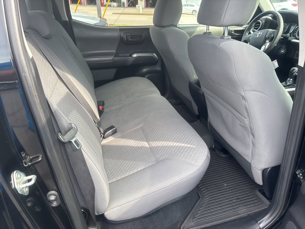 Used 2020 Toyota Tacoma SR5 image 9