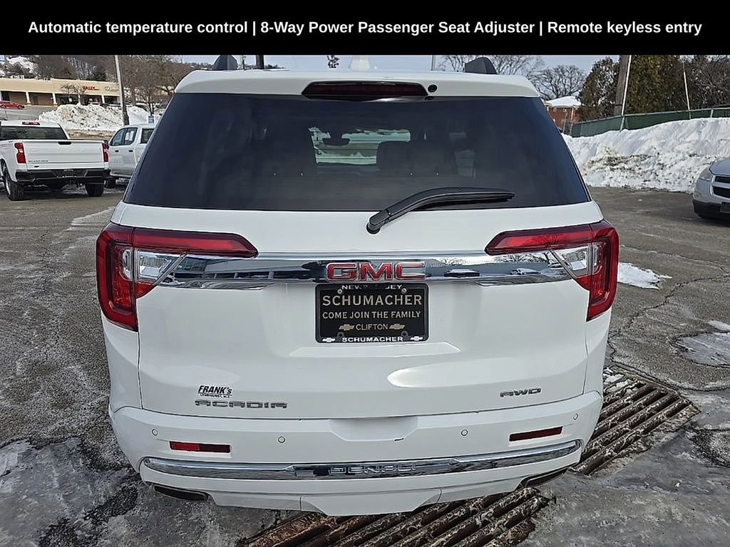 Used 2023 GMC Acadia Denali w/ Denali Ultimate Package image 4