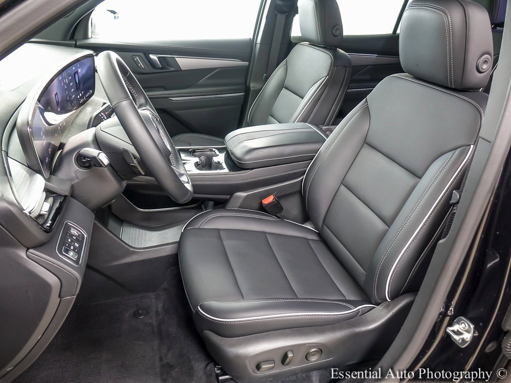 Certified 2025 Buick Enclave Preferred image 9