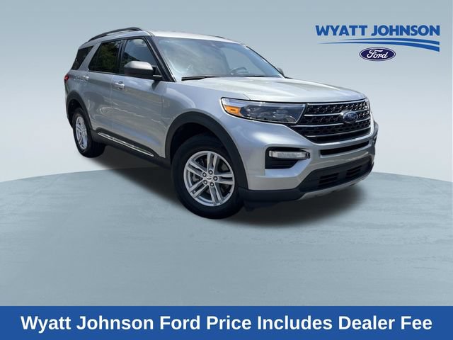 Certified 2023 Ford Explorer XLT w/ Equipment Group 202A AWD/4WD image 1