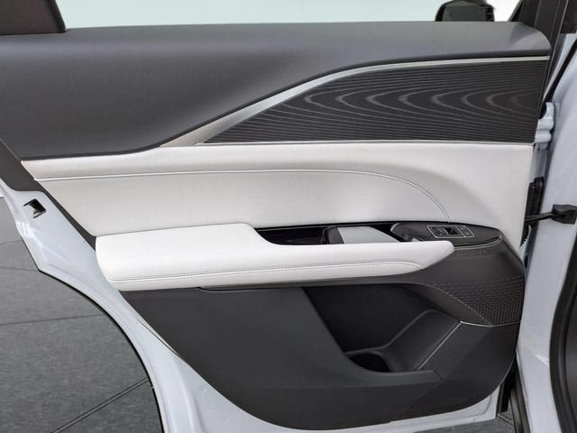 New 2026 Cadillac Lyriq Luxury RWD image 43