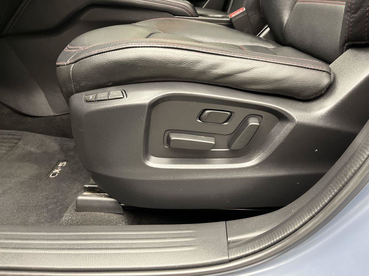 Certified 2023 MAZDA CX-5 Carbon Edition AWD/4WD image 12